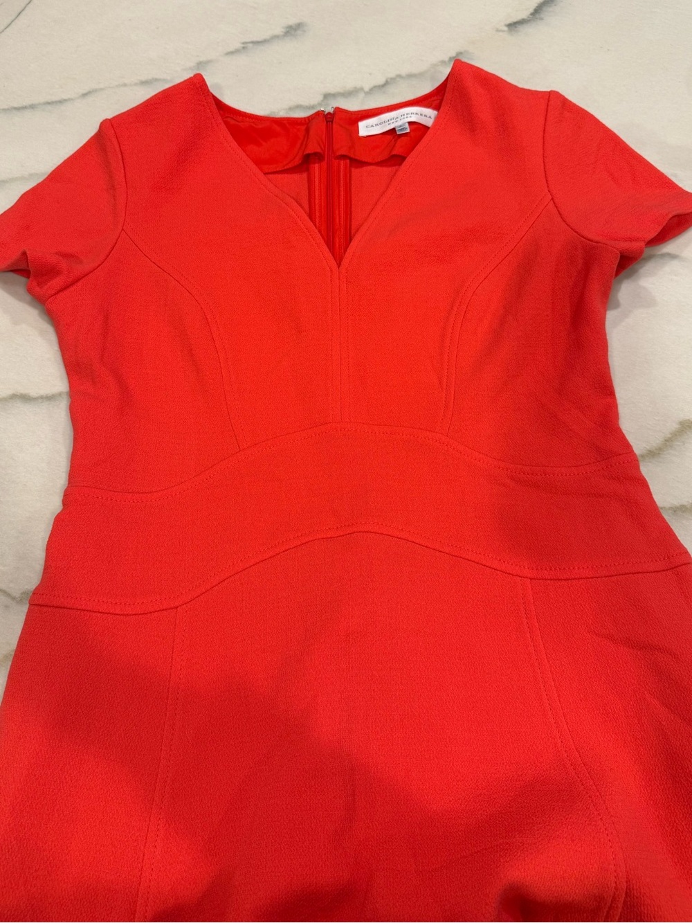 Carolina Herrera Dress Size 14 Red Wool V Neck Short Sleeve Italy - Picture 2 of 9